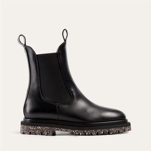 $695 NIB Dear Frances Tony Boot speck contrast 100% leather uppe, rubber sole